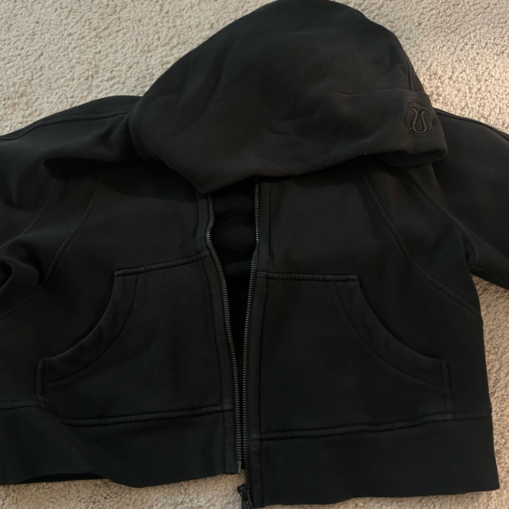 Lululemon Cropped Scuba with Hood